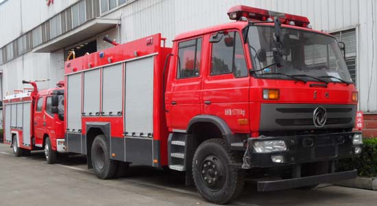 東風145水罐(泡沫)消防車載液5噸