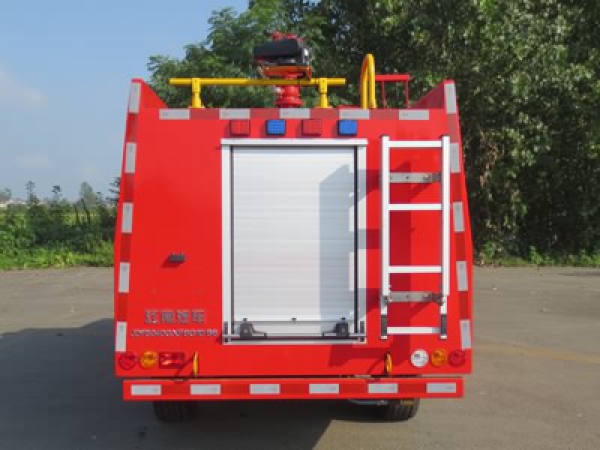 北汽吉普越野水罐消防車(上藍牌)